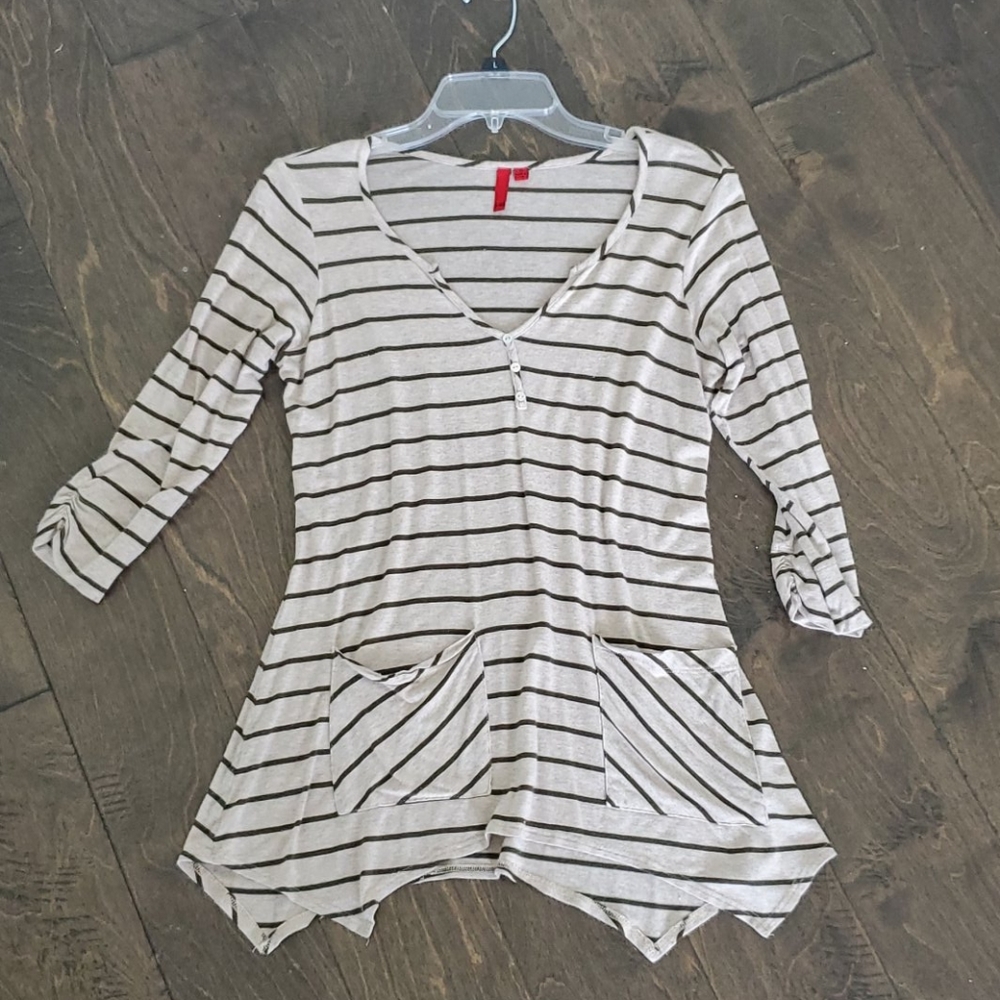 Ultra Soft Top with Pockets